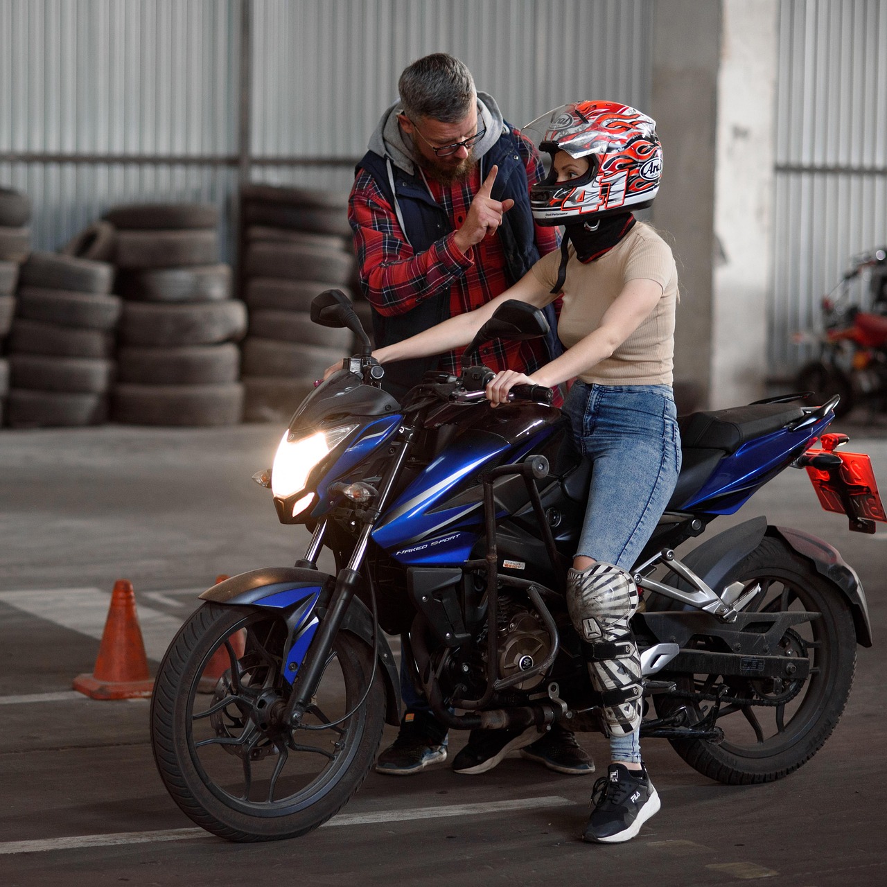 世纪佳缘实名账号：短信如何增加品牌的竞争力 